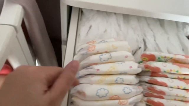 В однушке впятером,организация комода малышки,перестановка в комнате смотреть онлайн