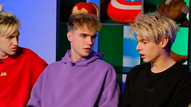 *ОН ВСТРЕЧАЕТСЯ С УЧИЛКОЙ?* 7 СЕКРЕТОВ СТАСА* смотреть онлайн