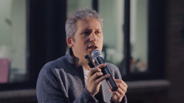 Ввоз капитала. Лекция Дмитрия Макарова | Public Talk: Dmitry Makarov About History of Bolshevik смотреть онлайн