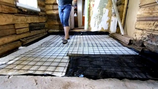 РАЗРУШИЛ ПРИСТРОЕК,ПОСТРОИЛ НОВЫЙ  СДЕЛАЛ ПОЛ ПО ГРУНТУ С УТИПЛЕНИЕМ.
