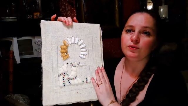 Антикварный бисер. Вышивка старинным бисером. Вышивает Наталья Головицкая.