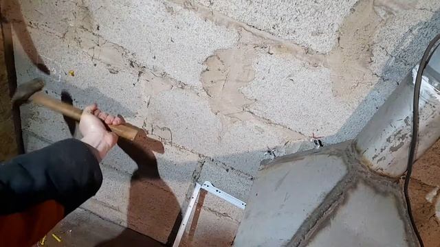 Салазки для ящиков. Отличная идея для мастерской из сломанных мебельных салазок.