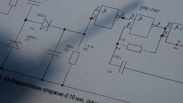 Пин из хлама, без контроллеров и дорогих деталей! смотреть онлайн