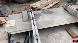 Покрасил раму и установили гидроборт слайдер (книжка) на грузовик MAN !! ￼