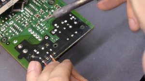 Микроволновая печь SAMSUNG CE2833NR / Не включается