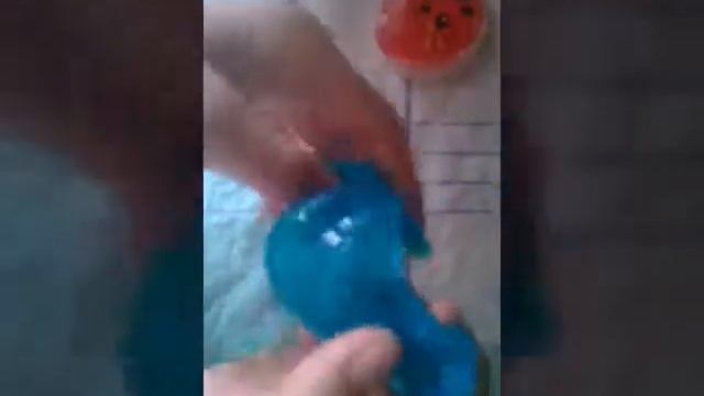 Проверяю живачки для рук