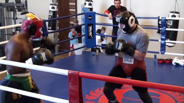 Денис Лебедев спарринг- 4 раунд смотреть онлайн