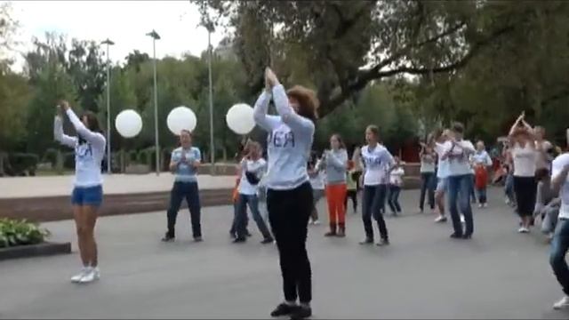 Я ТОЖЕ ДЕТСКИЕ ДОМИКИ смотреть онлайн