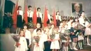 Rinia and Enver Hoxha sing for Kosovo