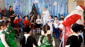 2часть новогодний утренник « Снежная Королева» в старшей группе в детском саду