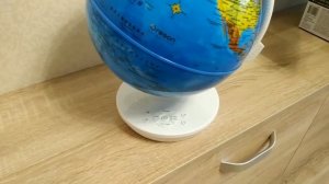 Распаковка - Интерактивная игрушка Oregon Scientific Глобус Звездное небо / SG102RW