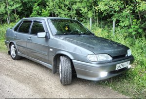 ВАЗ 2115. Затонировался. Тонировка вкруг. Бункер. Помемногу собираю автомобиль