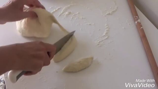 Гёзлеме. Гагаузские пирожки с брынзой / творогом. Готовит гагаузка. Наши любимые пирожки!