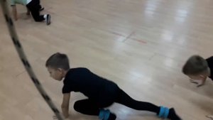 Народно-сценический танец. Элемент «подсечка»