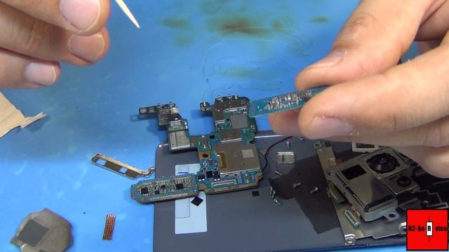 Samsung S20 Ultra. Помыли не включается. смотреть онлайн