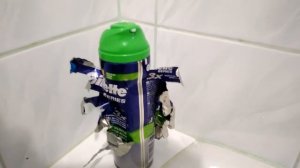 Как достать пену для бритья. Лайфхак