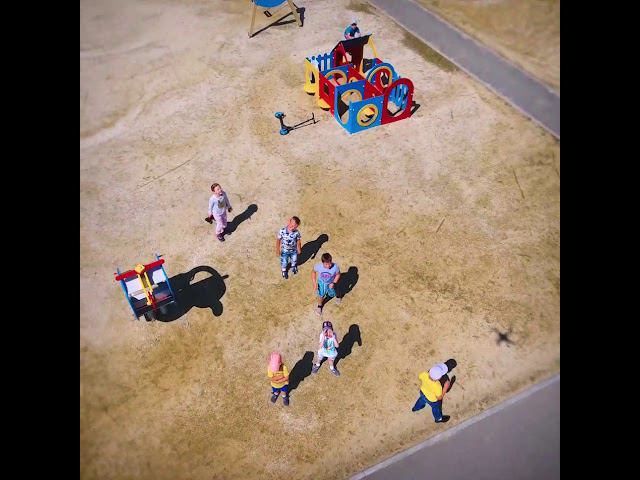 Как живут в микрорайоне Екатеринбурге, где стоимость квартир начинается от 1,7 млн рублей? смотреть онлайн