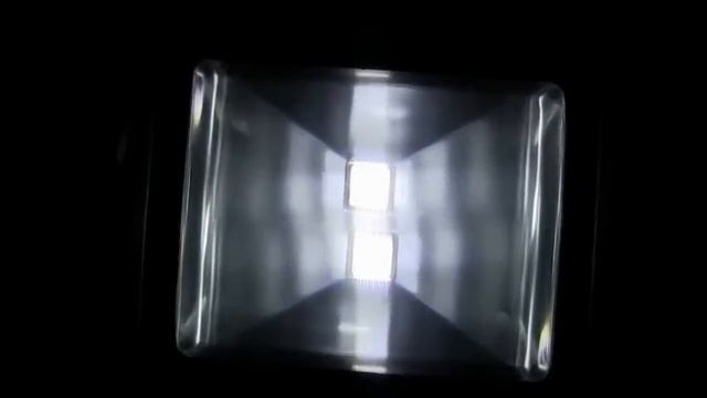 Светодиодный прожектор 50 ватт. Модернизация смотреть онлайн