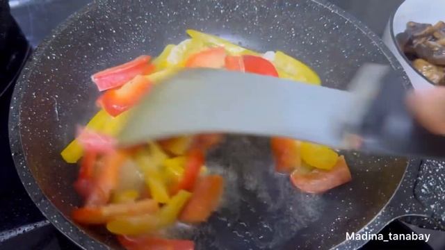 Безумно вкусный салат грибочки. Салат без майонеза.