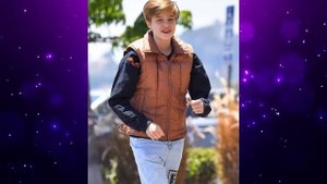 ДОЧЕРИ Анджелины Джоли удалось поразить всех! От мальчика Джона до девушки Шайло.