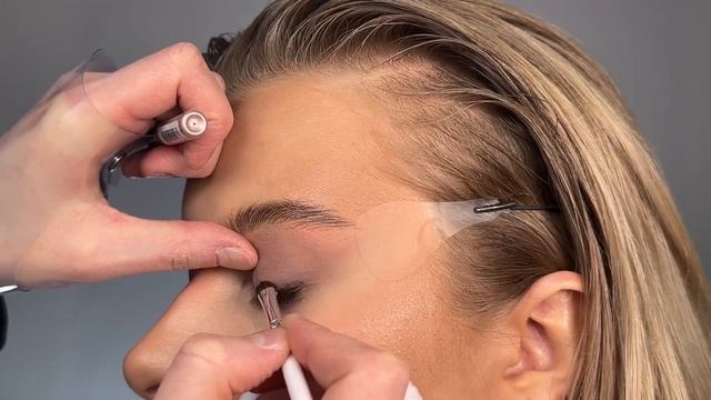 SMOKY EYES. Вечерний макияж поэтапно// Макияж, который не потребует много времени, сил и косметики смотреть онлайн