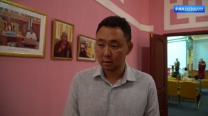 В главном хуруле Калмыкии представили 20 молитв переведенных на калмыцкий язык