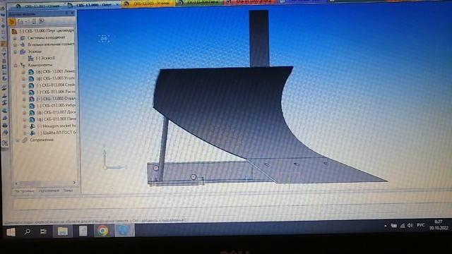 Хорошо пашут только красивые плуги