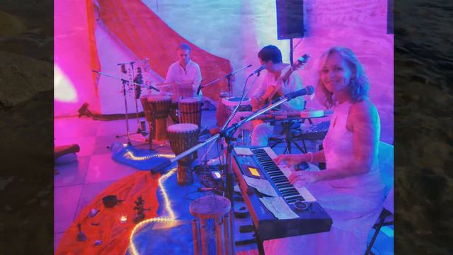 Mantralounge - Triambakam смотреть онлайн