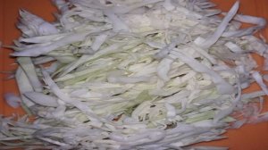 Заливной пирог с капустой в мультиварке