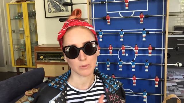 Немного о солнцезащитных очках с Евгенией Гут. Часть 1 #влогнуок смотреть онлайн