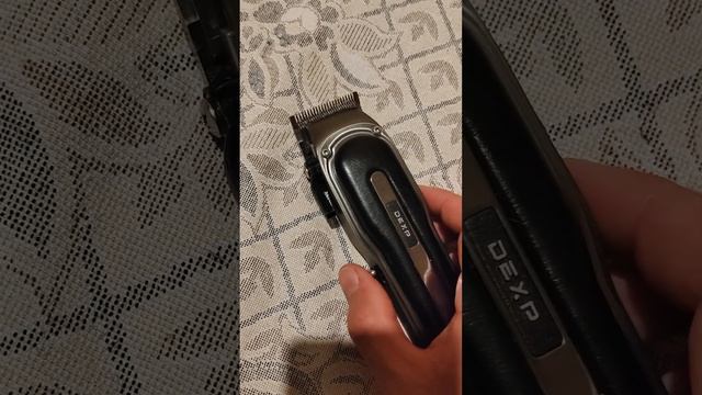 Машинка для стрижки Dexp из DNS, отзыв, опыт использования (Не закусывает, не рвет) смотреть онлайн