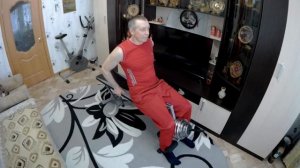 Упражнения для мышц ног Разгибание ног в тренажере дома