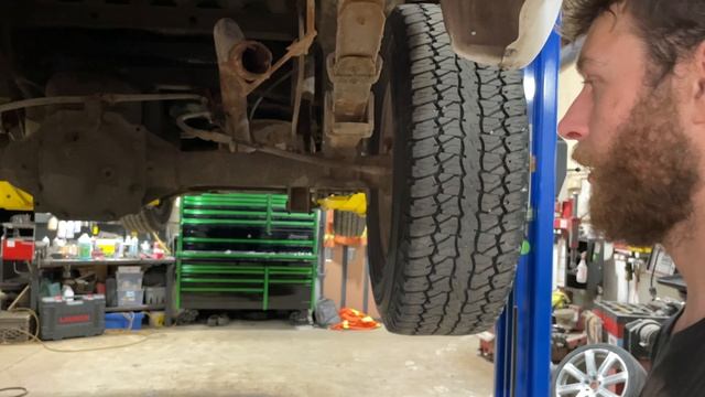 2013 Nissan Frontier Leaf Spring Replacement смотреть онлайн