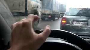 Перестроение в плотном потоке