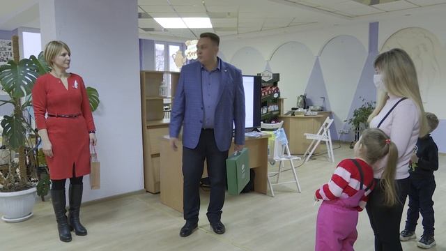 Выставка финских комиксов "Муми-тролль и комета" открылась в центральной библиотеке смотреть онлайн