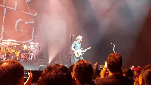 Paul Gilbert - Guitar Solo (Live at Zepp Kuala Lumpur) смотреть онлайн