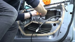 E46 3 Series BMW Window Regulator Removal and Replacement Repair DIY 4K