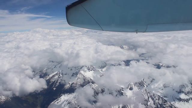 Flight Report: Zurich-Lugano Swiss Dash 8-Q400 Economy смотреть онлайн
