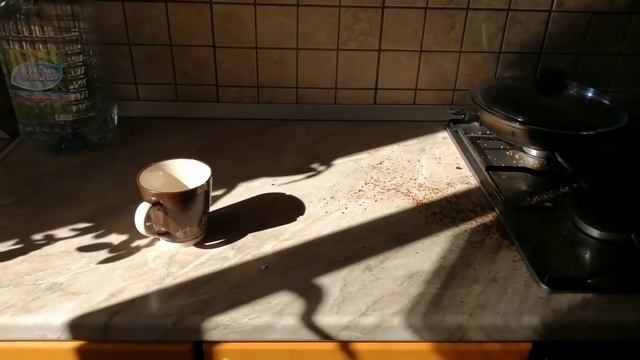 К чему бьется посуда смотреть онлайн