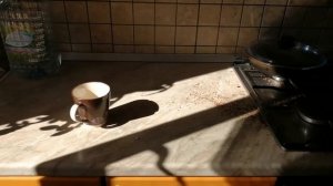 К чему бьется посуда