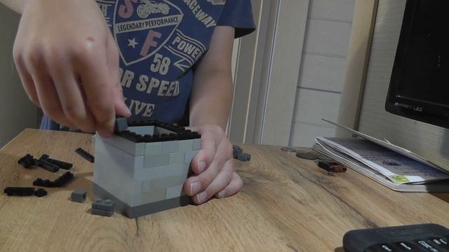 Копилка из Лего с замочком смотреть онлайн