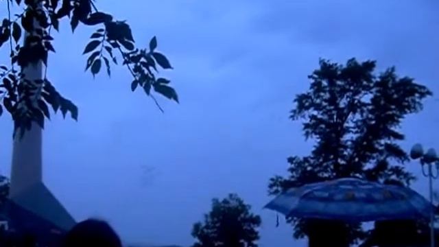 "Свеча памяти 1418" - выпуск белых шаров в небо смотреть онлайн