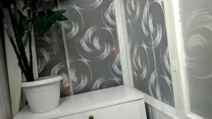 Как задекорировать окна на балконе