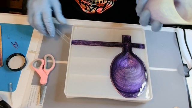 #282 HOW TO MAKE A RESIN SPOON REST USING RICE PAPER!! INSPIRED BY @teaandart смотреть онлайн