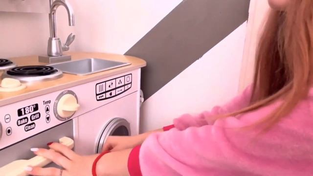 Страшный сон Кристины / Видео для детей смотреть онлайн