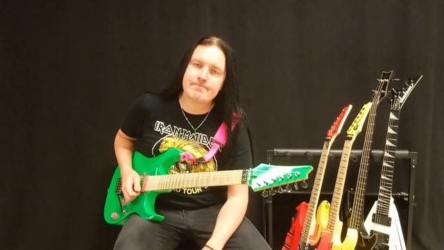 Kasperi Heikkinen Beast In Black: Ibanez LA Custom Shop (ENG SUBS)