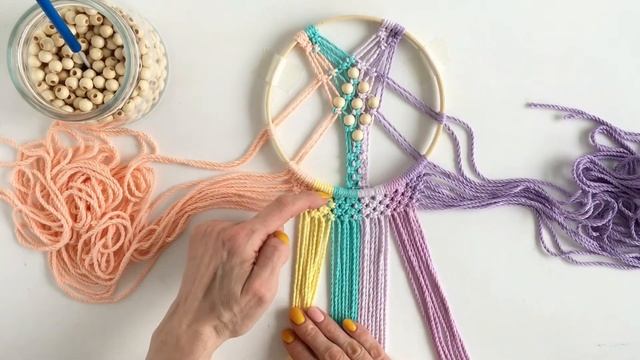 Как сплести панно в виде ловца снов в технике макраме / макраме для начинающих