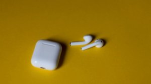 Как чистить AirPods/AirPods Pro и любые беспроводные наушники