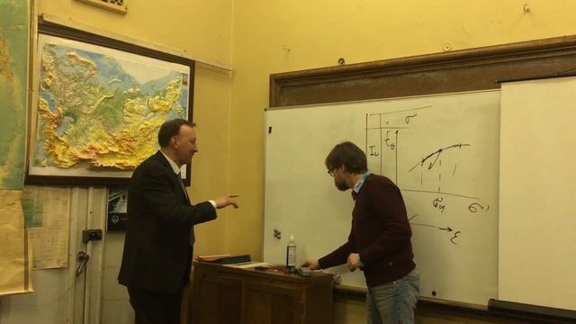 Выступление профессора Е. Вознесенского после доклада О. Озмидова о цифровом грунтоведении
