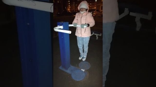 Приседания по И.П.Неумывакину смотреть онлайн